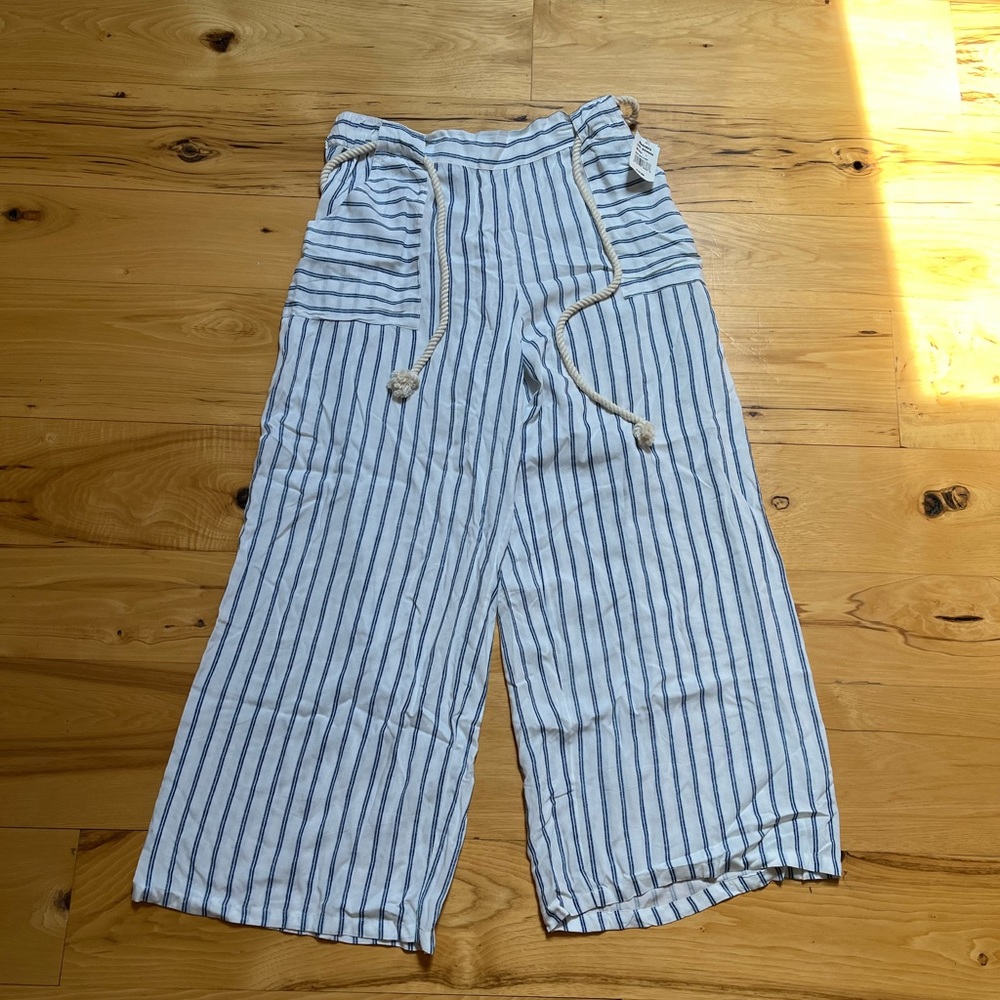 New with tags! Super cute flow striped beach pants!